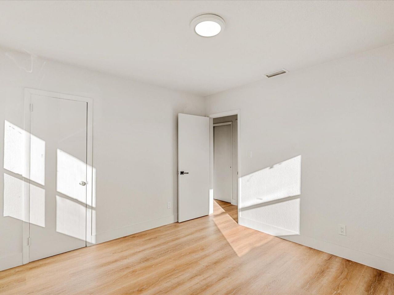 1901 NW 3 Court, Fort Lauderdale, FL 33311 Photo