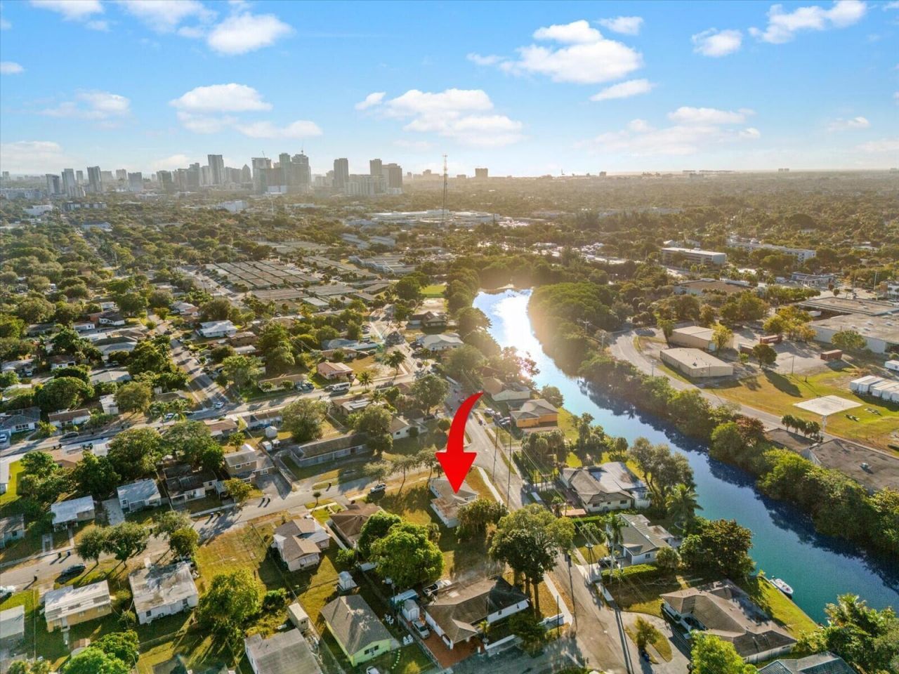 1901 NW 3 Court, Fort Lauderdale, FL 33311 Photo