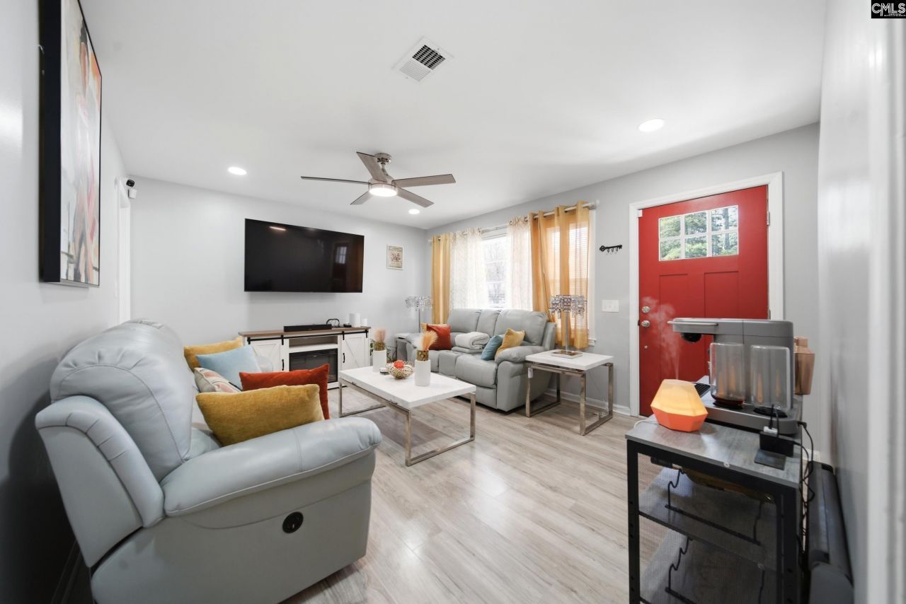 224 Foxhunt Road Photo 4