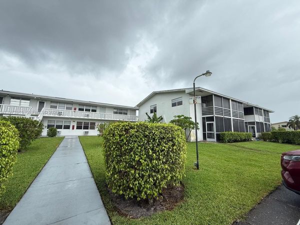 104 E Easthampton E, Unit 1, West Palm Beach, FL 33417
