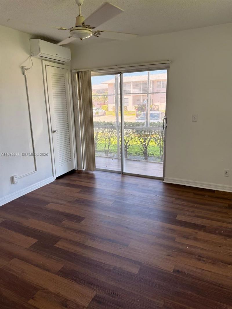 104 E Easthampton E, Unit 1, West Palm Beach, FL 33417 Photo