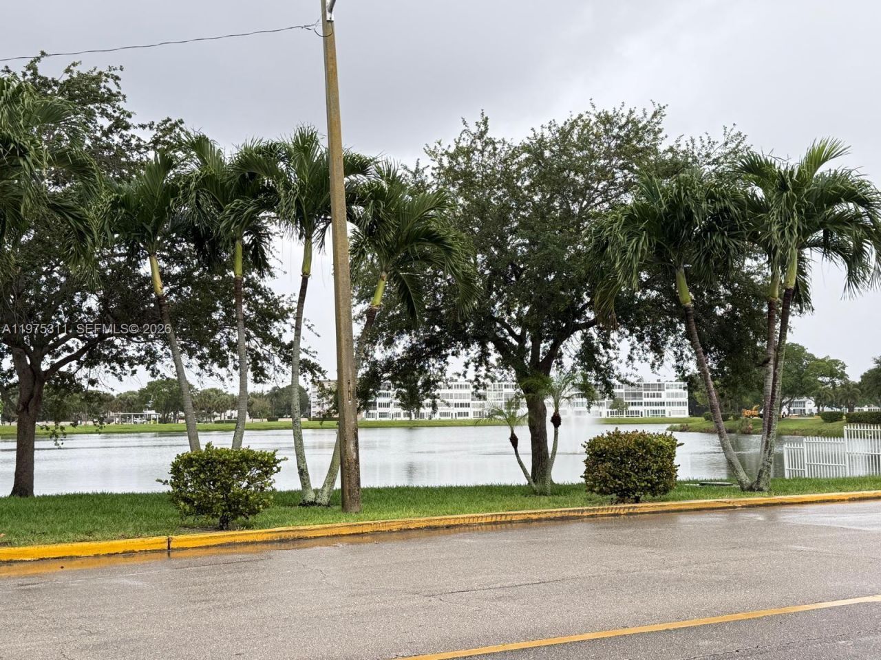 104 E Easthampton E, Unit 1, West Palm Beach, FL 33417 Photo