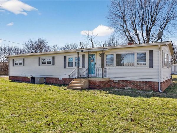 101 N Ruby Lane , Fairview Heights, IL 62208