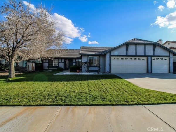 14621 Owens River, Victorville, CA 92392