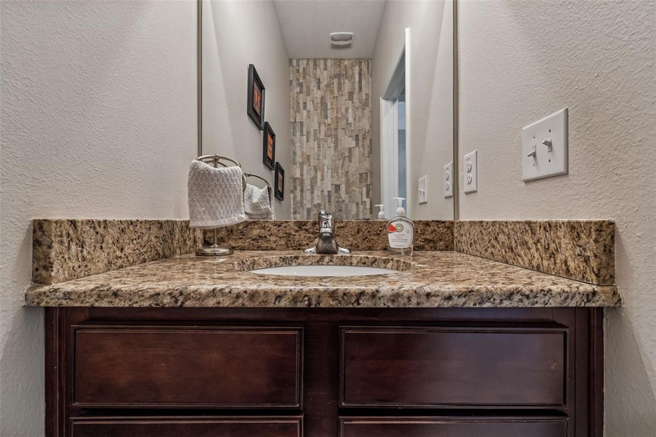 7432 47th Avenue Circle E, Bradenton, FL 34203 Photo