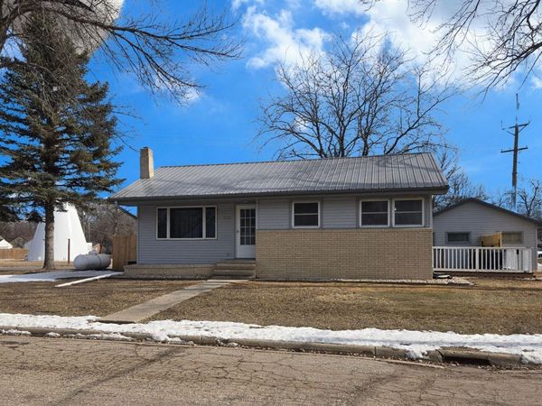 206 14th Street N, Wheaton, MN 56296