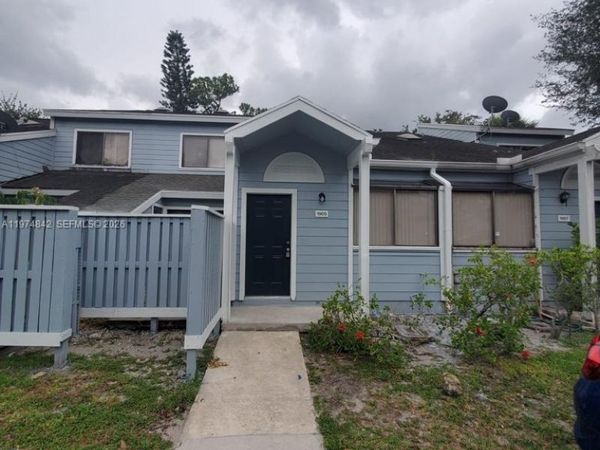 North Lauderdale, FL 33068