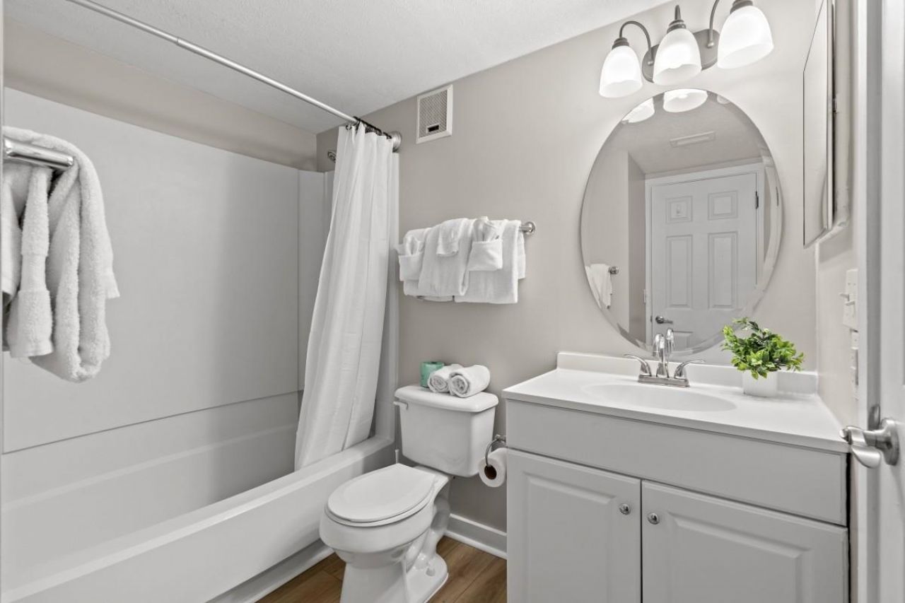 5905 South Kings Hwy.  Photo 13