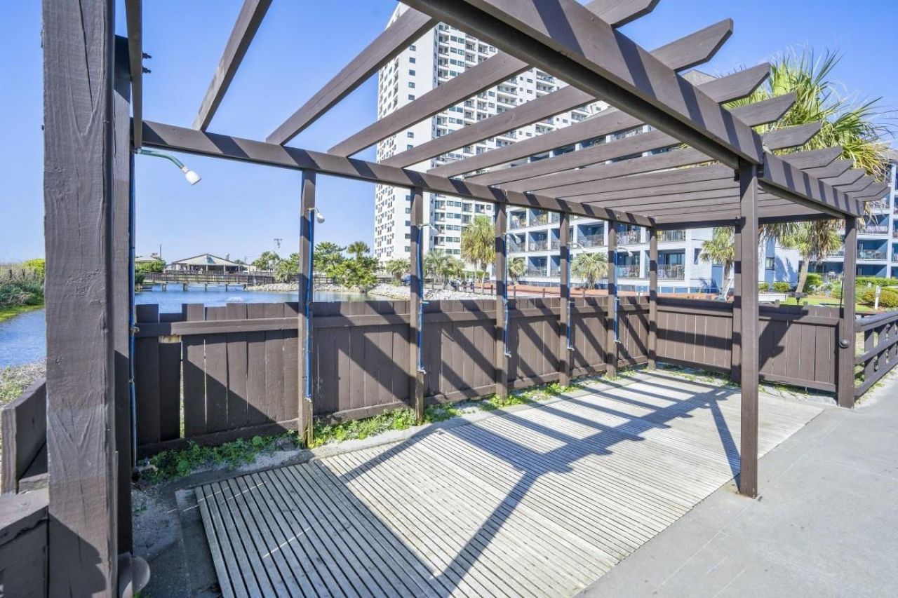 5905 South Kings Hwy.  Photo 17