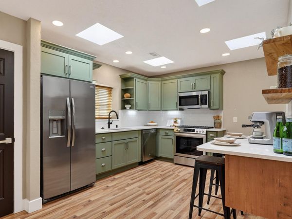 1025 Roma Avenue NE, Albuquerque, NM 87106