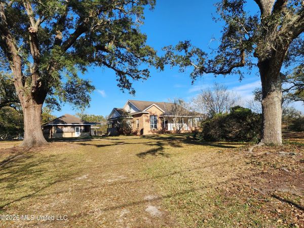 5378 Menge Avenue, Pass Christian, MS 39571