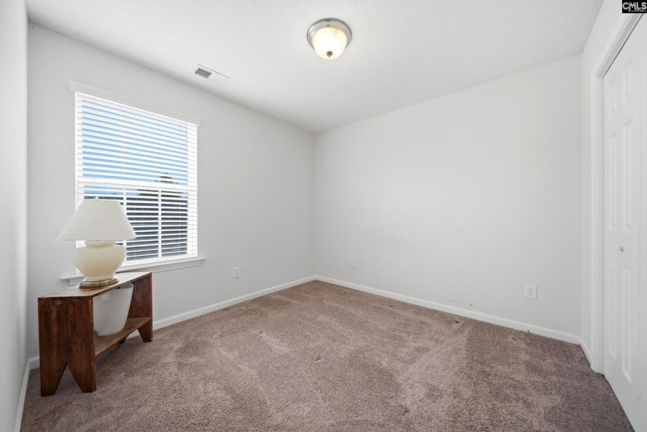 106 Drooping Leaf Drive  Photo 14