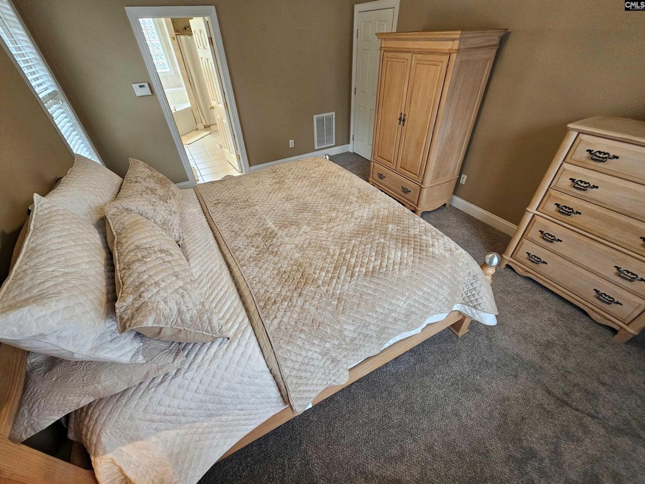 106 Arbor Place Drive  Photo 18