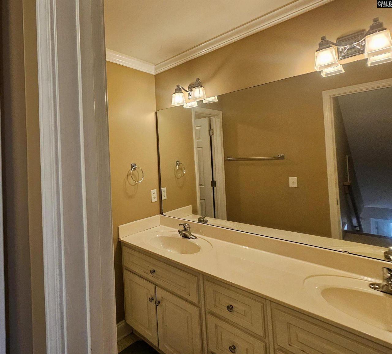 106 Arbor Place Drive  Photo 27