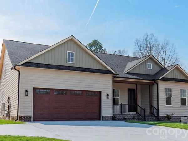 121 Juniper Road, Mooresville, NC 28115