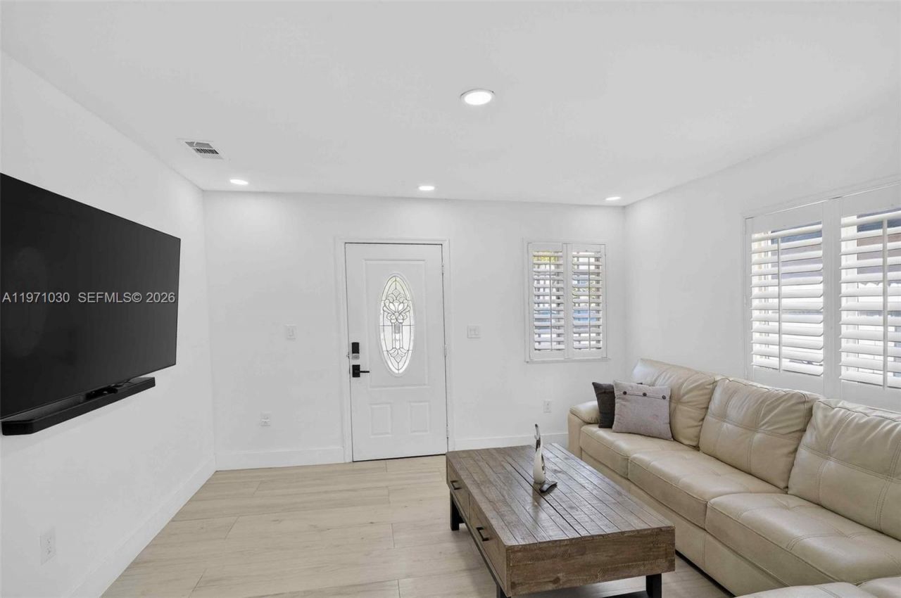 13758 SW 160th Ter, Miami, FL 33177 Photo