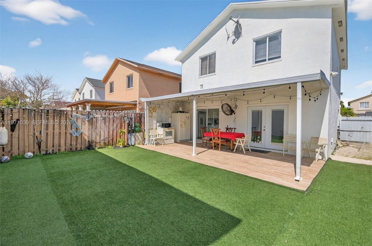 13758 SW 160th Ter, Miami, FL 33177 Photo