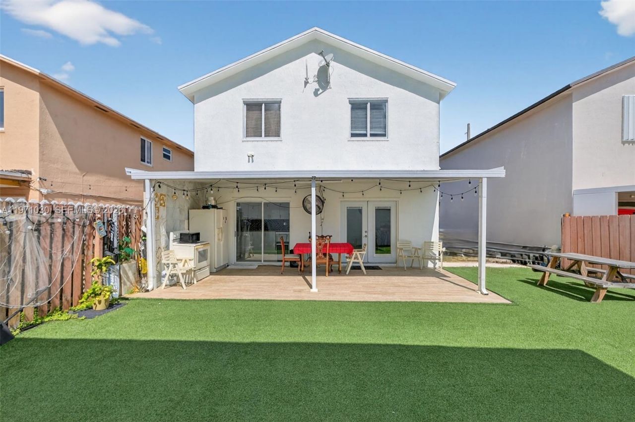 13758 SW 160th Ter, Miami, FL 33177 Photo