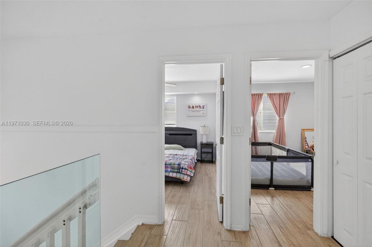 13758 SW 160th Ter, Miami, FL 33177 Photo