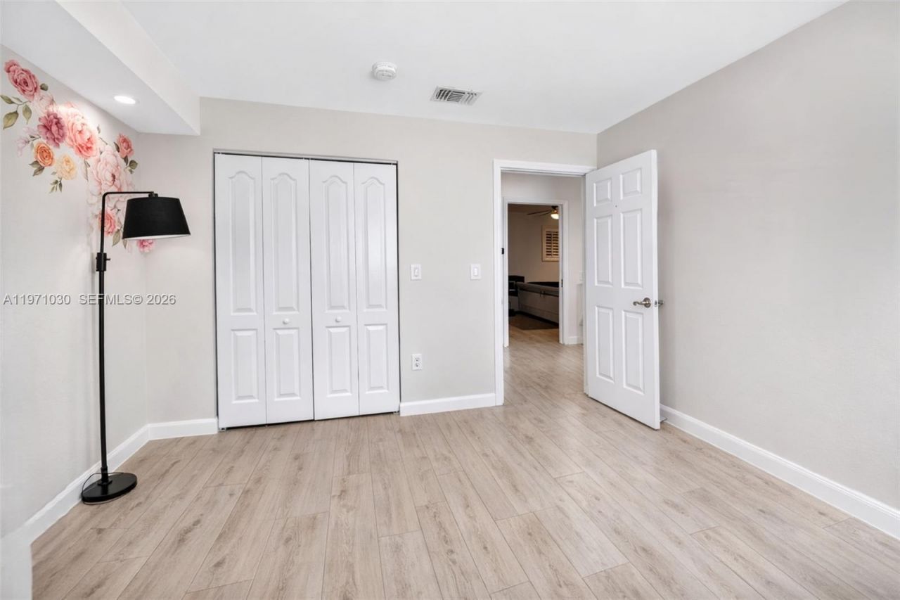 13758 SW 160th Ter, Miami, FL 33177 Photo