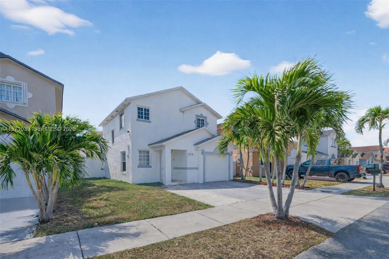 13758 SW 160th Ter, Miami, FL 33177 Photo