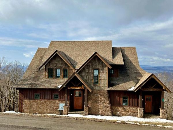 455 S Westridge Rd, Snowshoe, WV 26209