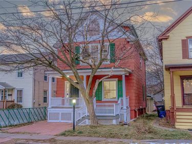 35 Madison Street, Geneva, NY 14456