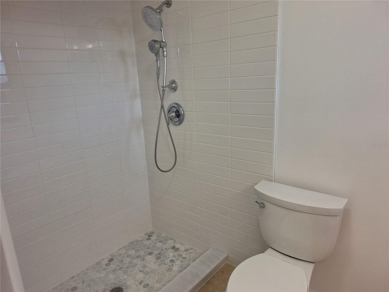 6912 W Country Club Drive N, Sarasota, FL 34243 Photo