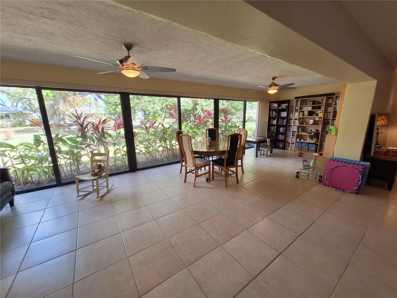 6912 W Country Club Drive N, Sarasota, FL 34243 Photo