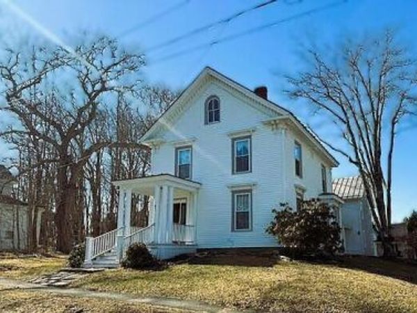 41 Grove Street, Belfast, ME 04915