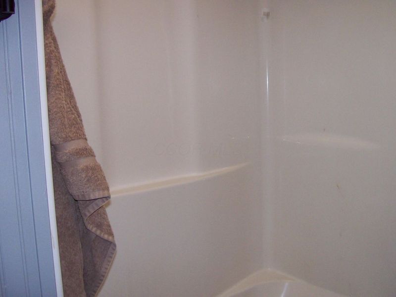 132 S Washington Street, Utica, OH 43080 Photo 5