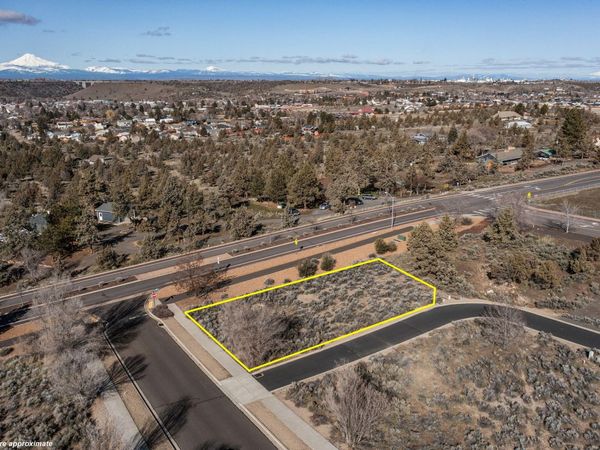 SE Clover Lane, Unit Lot 4, Madras, OR 97741