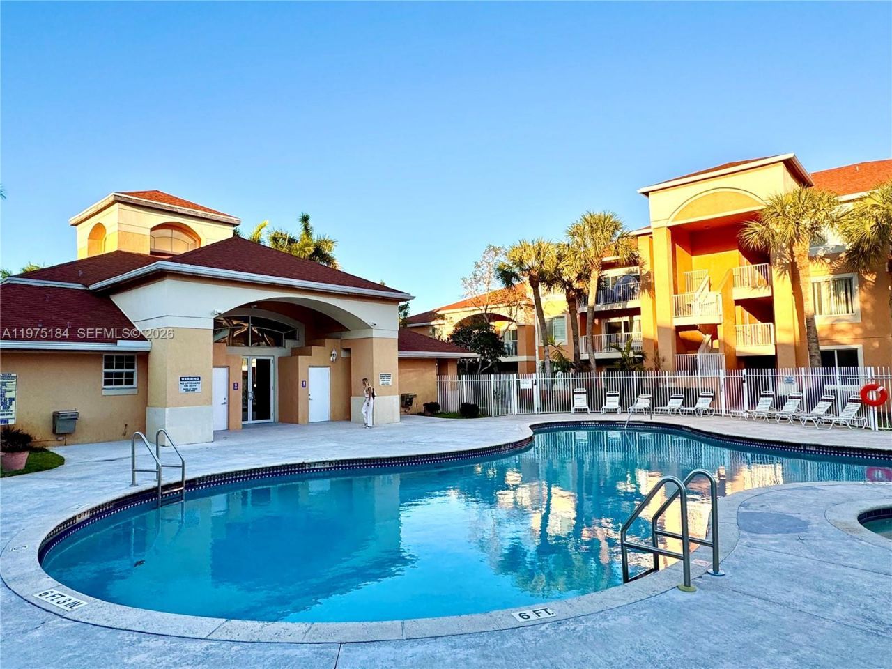 6900 SW 39th St, Unit 207J, Davie, FL 33314 Photo