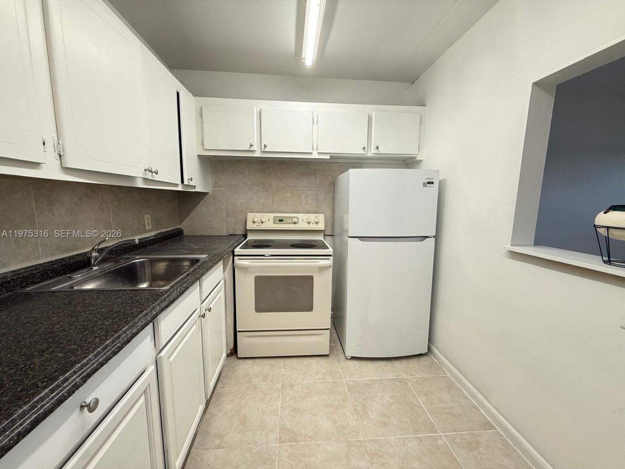 210 Canterbury J, Unit 1, West Palm Beach, FL 33417 Photo