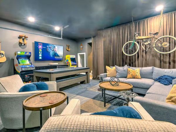 488 W Trinity Ln , Nashville, TN 37207