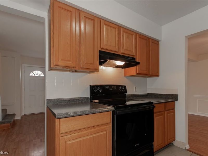 7970 Mentor Avenue, Unit N7, Mentor, OH 44060 Photo 12