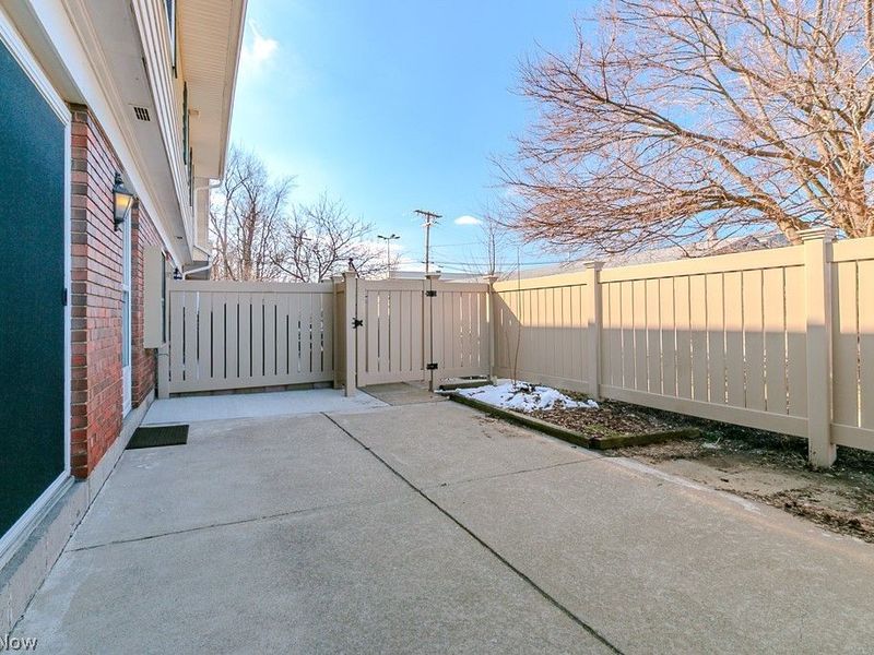 7970 Mentor Avenue, Unit N7, Mentor, OH 44060 Photo 33