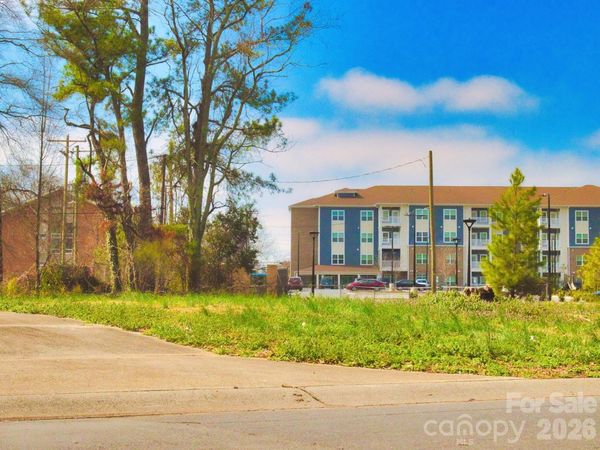 719 Yuma Street , Charlotte, NC 28213