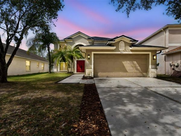 18154 SANDY POINTE DRIVE , TAMPA, FL 33647