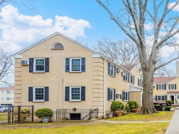 64-11 Springfield Blvd, Unit B, Oakland Gardens, NY 11364