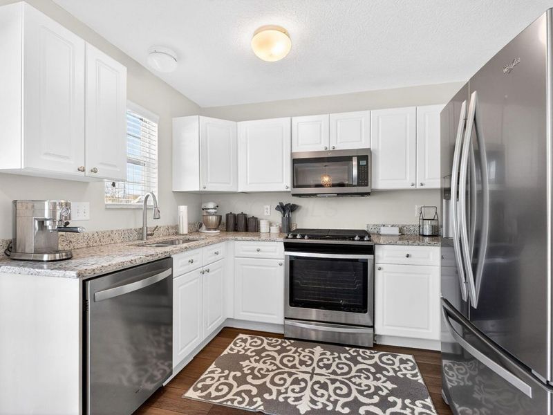 6942 Churchill Downs Drive, Unit 40, New Albany, OH 43054 Photo 18