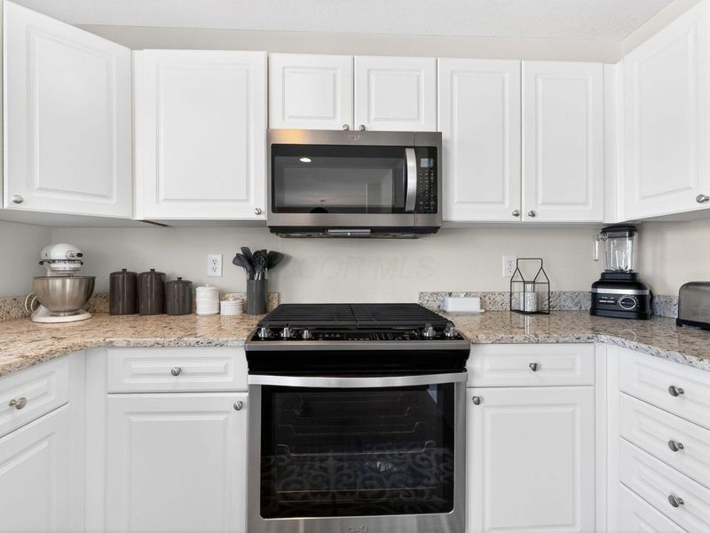 6942 Churchill Downs Drive, Unit 40, New Albany, OH 43054 Photo 19