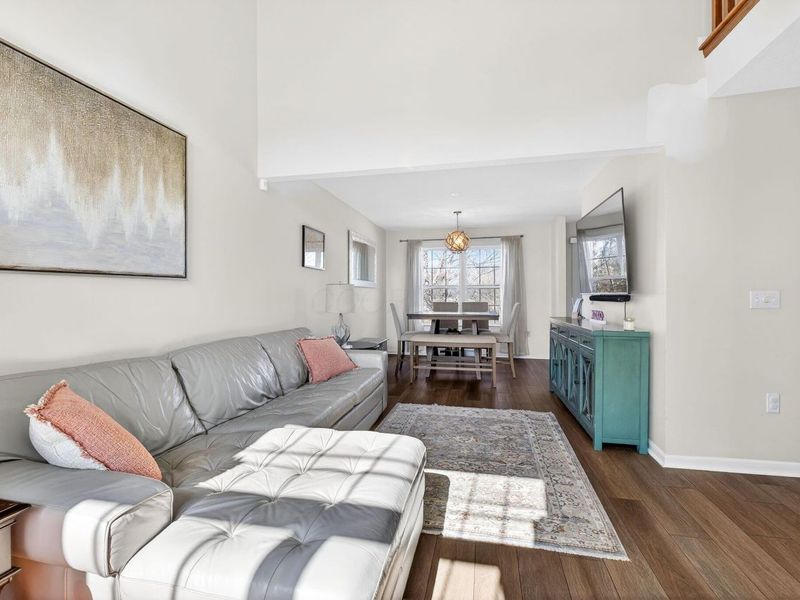 6942 Churchill Downs Drive, Unit 40, New Albany, OH 43054 Photo 6