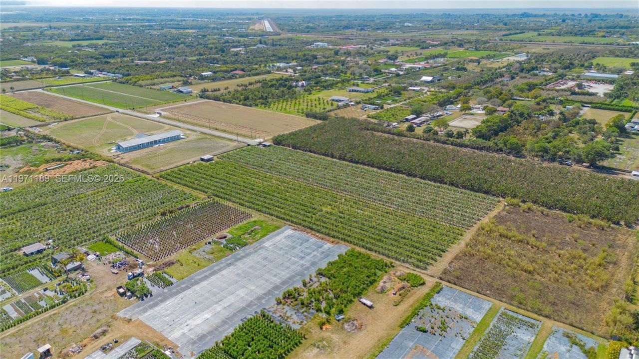 139xx SW 180th Ave , Miami, FL 33196 Photo