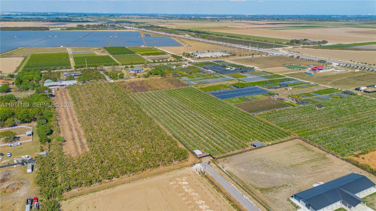 139xx SW 180th Ave , Miami, FL 33196 Photo