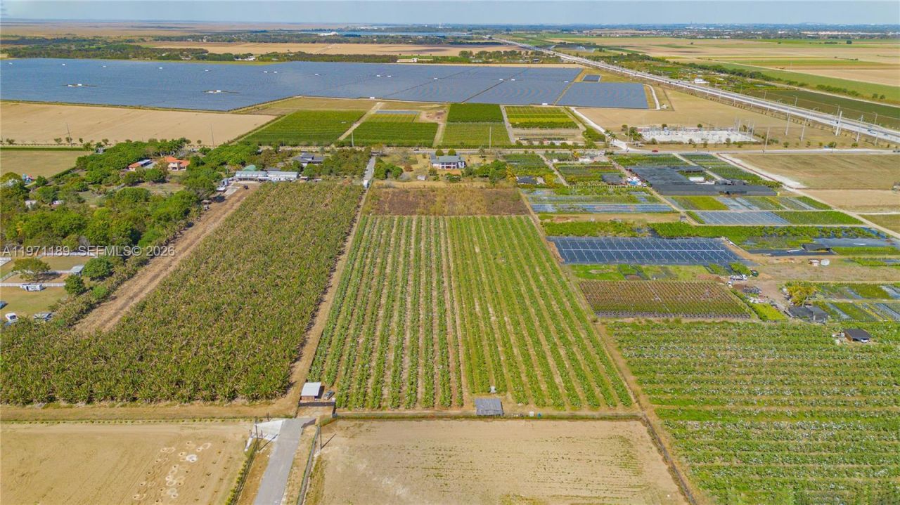 139xx SW 180th Ave , Miami, FL 33196 Photo