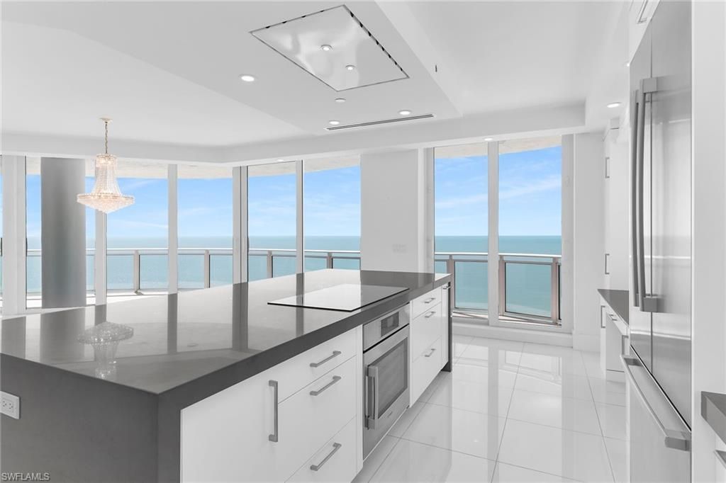 8231 Bay Colony Dr, Unit 2004, Naples, FL 34108 Photo