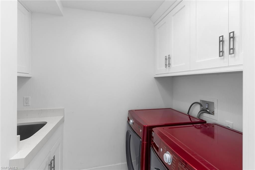 8231 Bay Colony Dr, Unit 2004, Naples, FL 34108 Photo