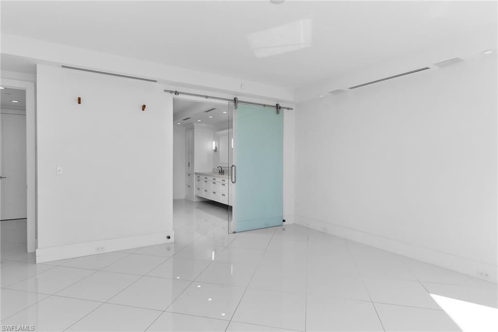 8231 Bay Colony Dr, Unit 2004, Naples, FL 34108 Photo