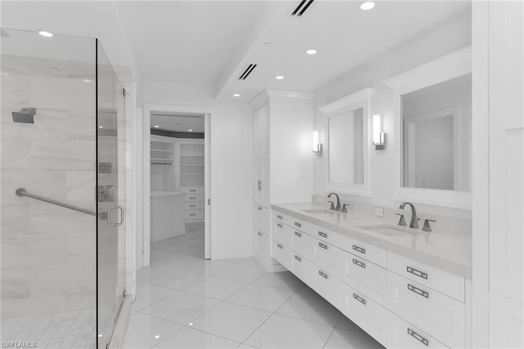 8231 Bay Colony Dr, Unit 2004, Naples, FL 34108 Photo